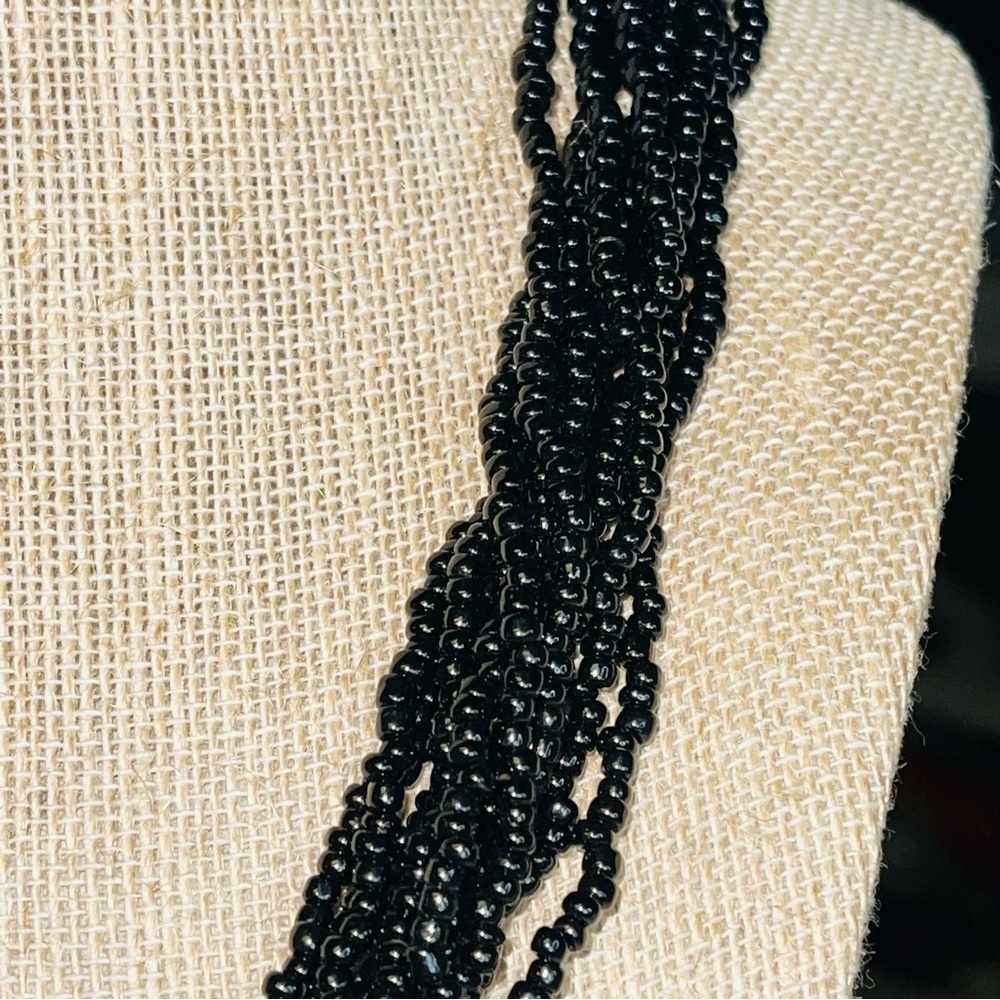 Vintage Trifari Multi-Strand Black Seed Bead Necklace, Statement Knotted Design - Picture 7 of 8